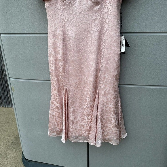 Adrianna Papell Women's blush pink Satin Burnout flutter sleeves midi Dress 10 - Picture 15 of 16